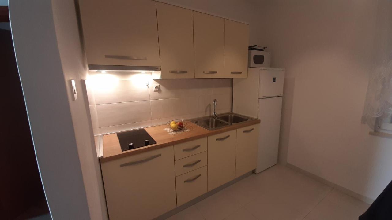 Apartments Kekica Novalja Eksteriør billede